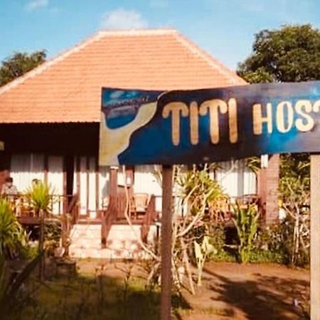 Titi Hostel Nusa Lembongan  Exterior photo
