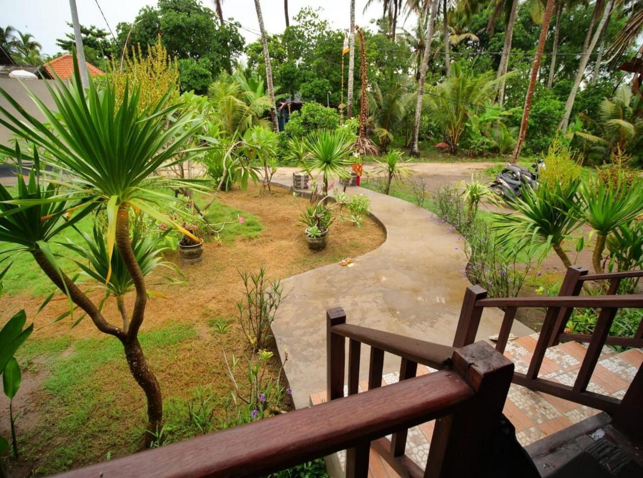 Titi Hostel Nusa Lembongan  Exterior photo