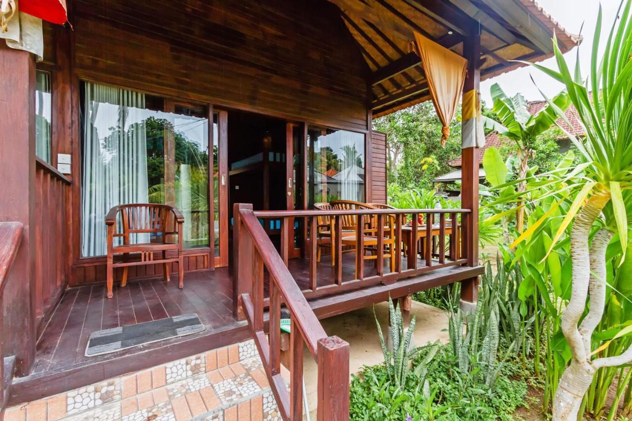 Titi Hostel Nusa Lembongan  Exterior photo