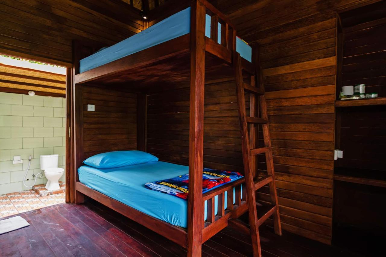 Titi Hostel Nusa Lembongan  Exterior photo